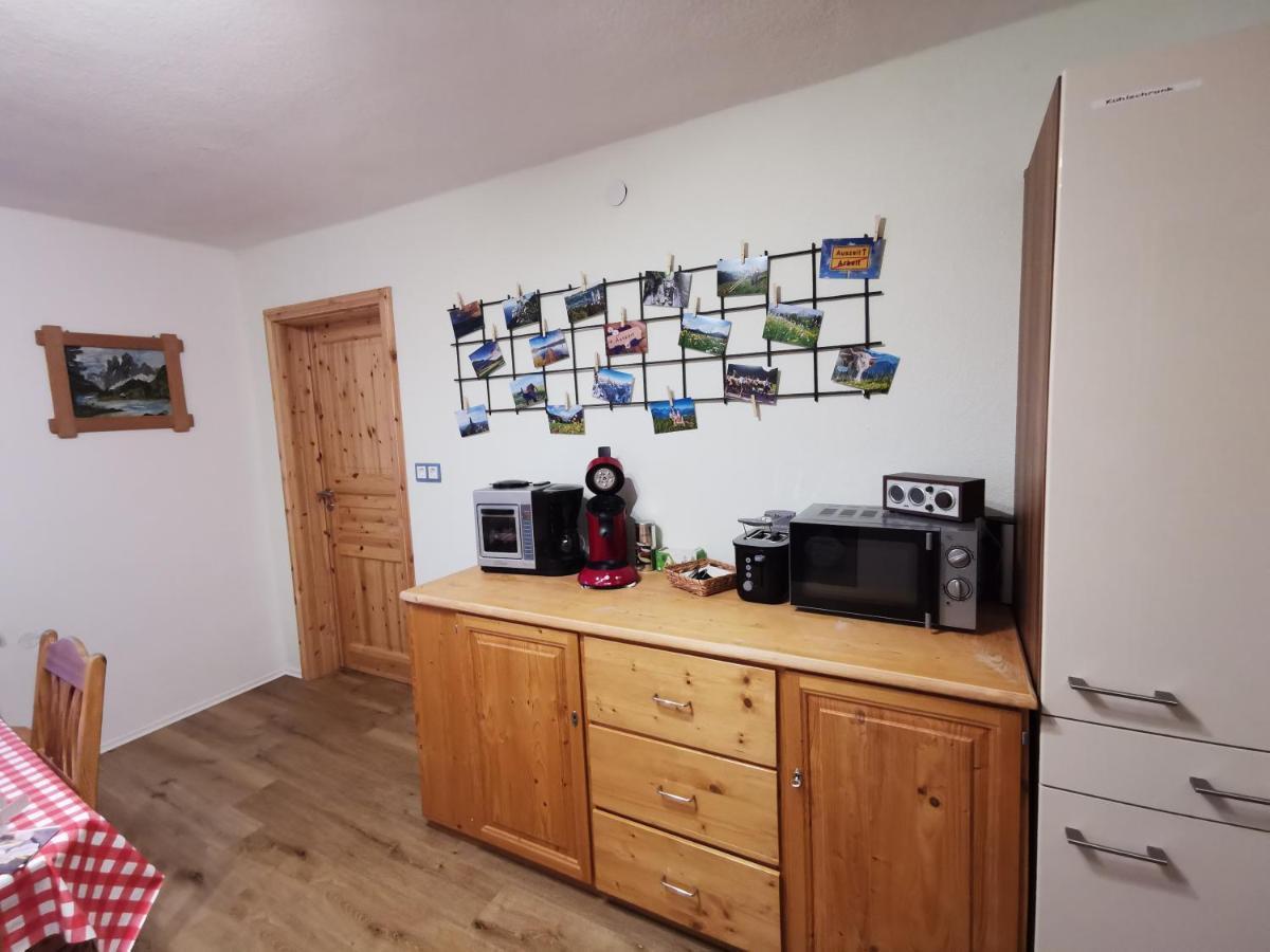 Apartment Auszeit Mit Kueche Viel Ruhe Und Natur Untrasried Eksteriør bilde