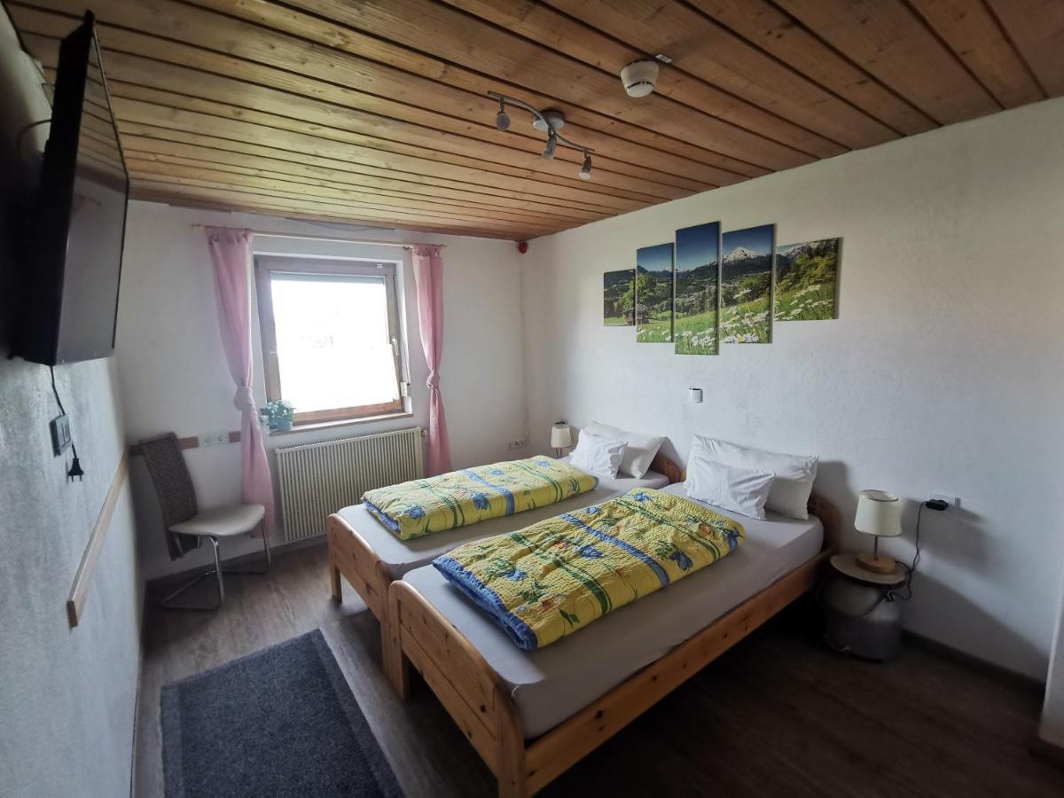 Apartment Auszeit Mit Kueche Viel Ruhe Und Natur Untrasried Eksteriør bilde