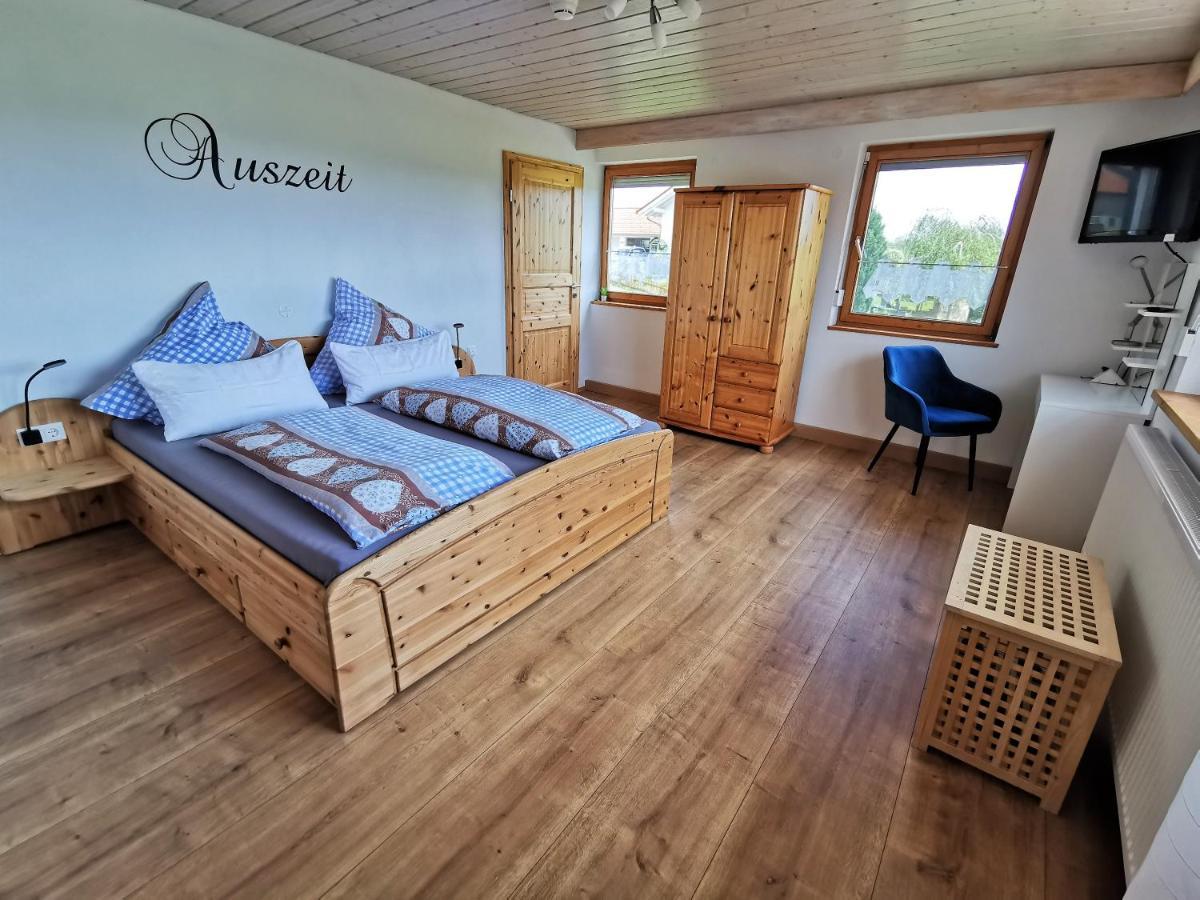 Apartment Auszeit Mit Kueche Viel Ruhe Und Natur Untrasried Eksteriør bilde